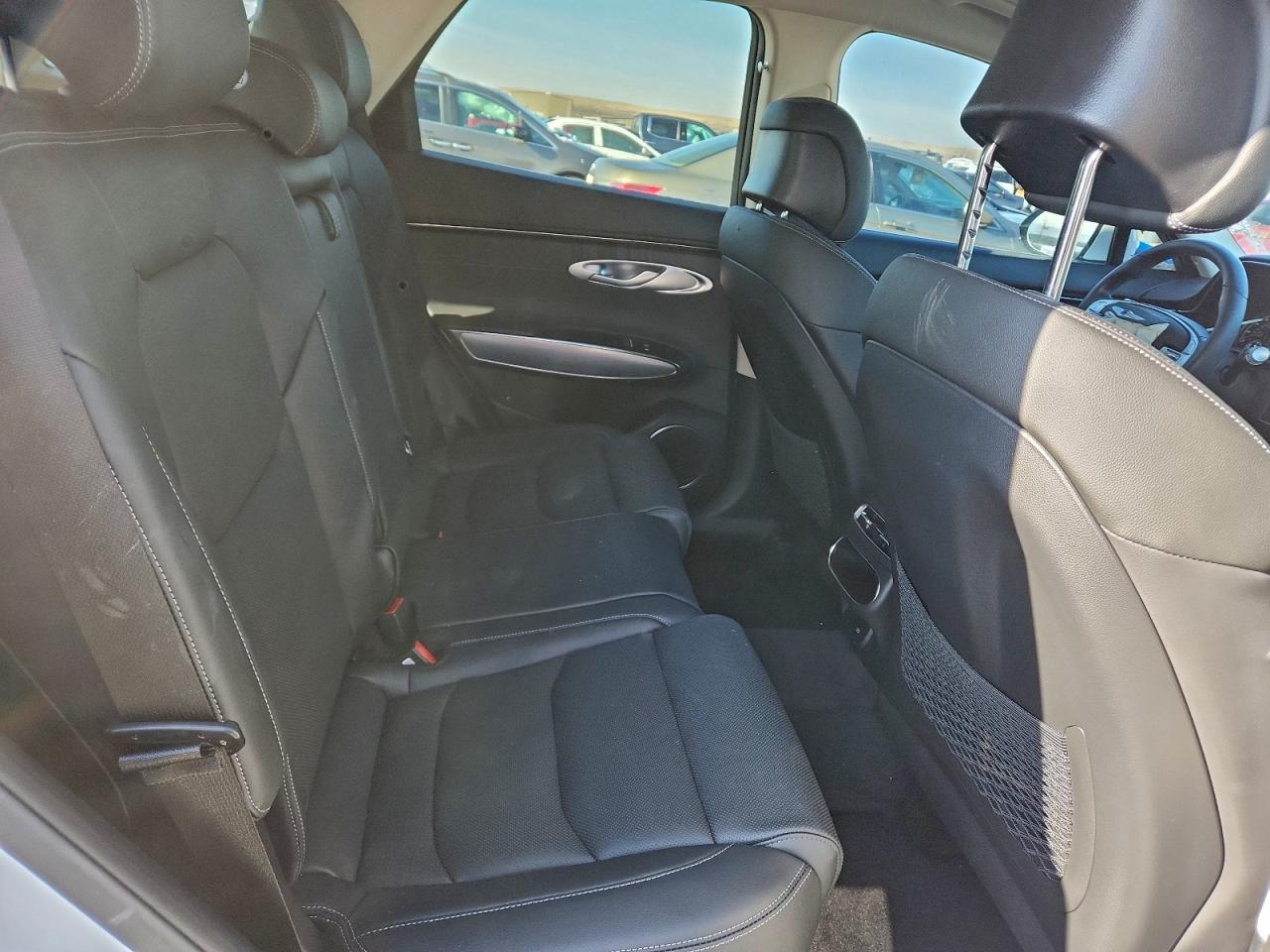 Genesis Gv70 Base Base Image 11