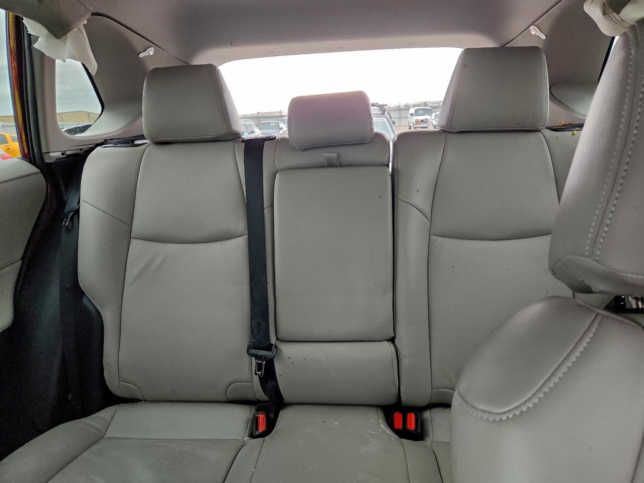 Toyota RAV4 Xle Image 7