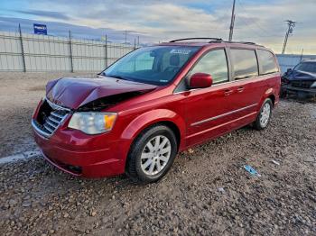  Salvage Chrysler Minivan