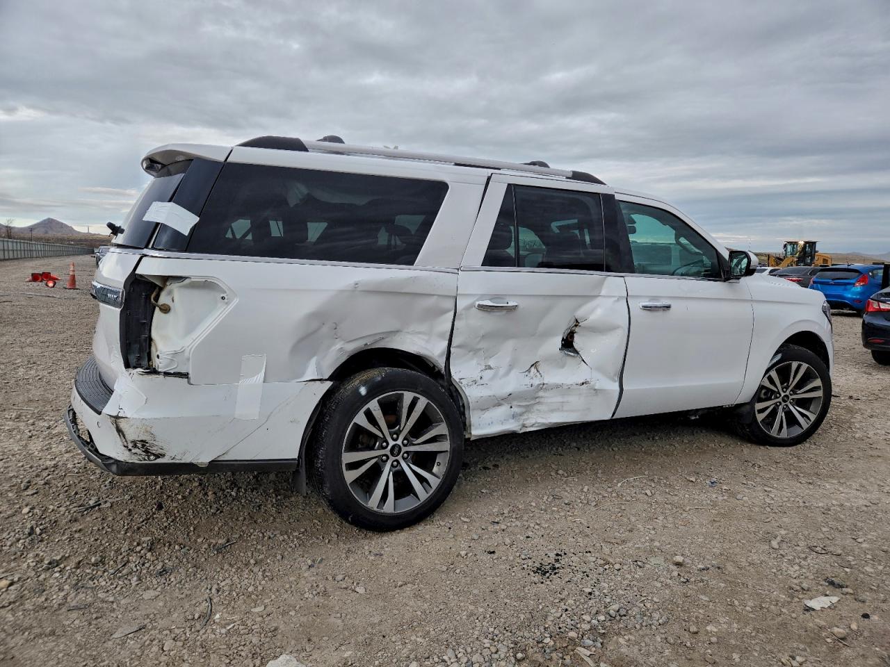 Ford Expedition Max Limited Image 7