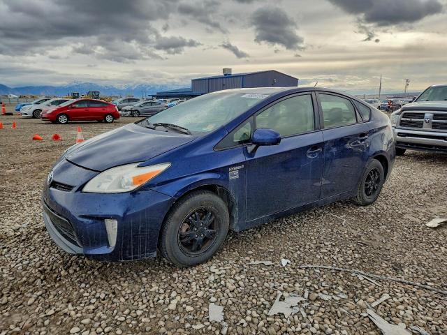  Salvage Toyota Prius
