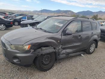  Salvage Mitsubishi Outlander