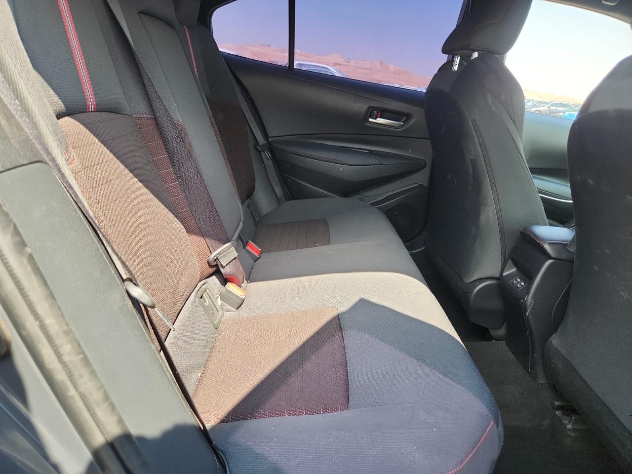 Toyo Corolla Le Image 4