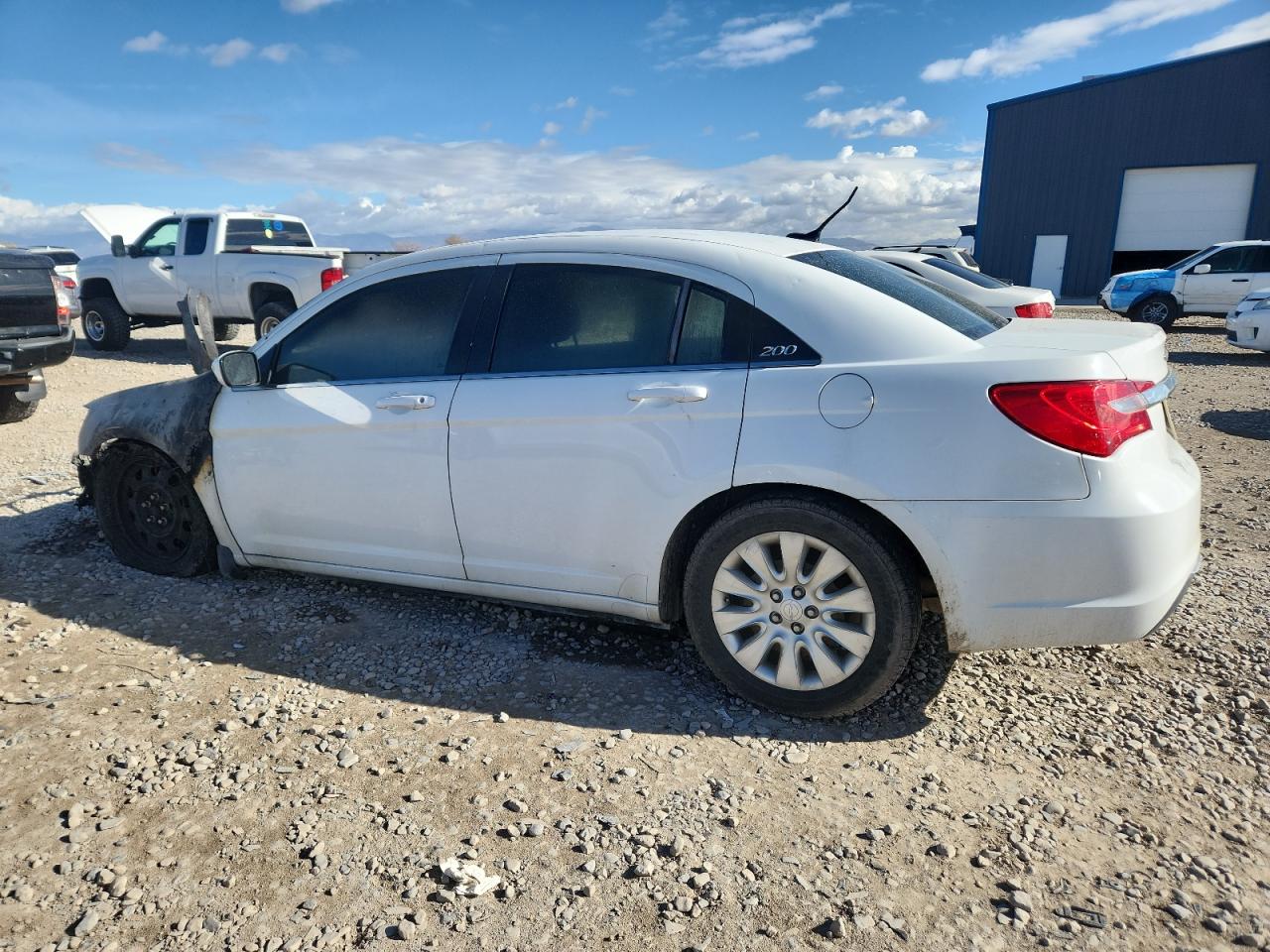 Chrysler 200 Lx Image 12