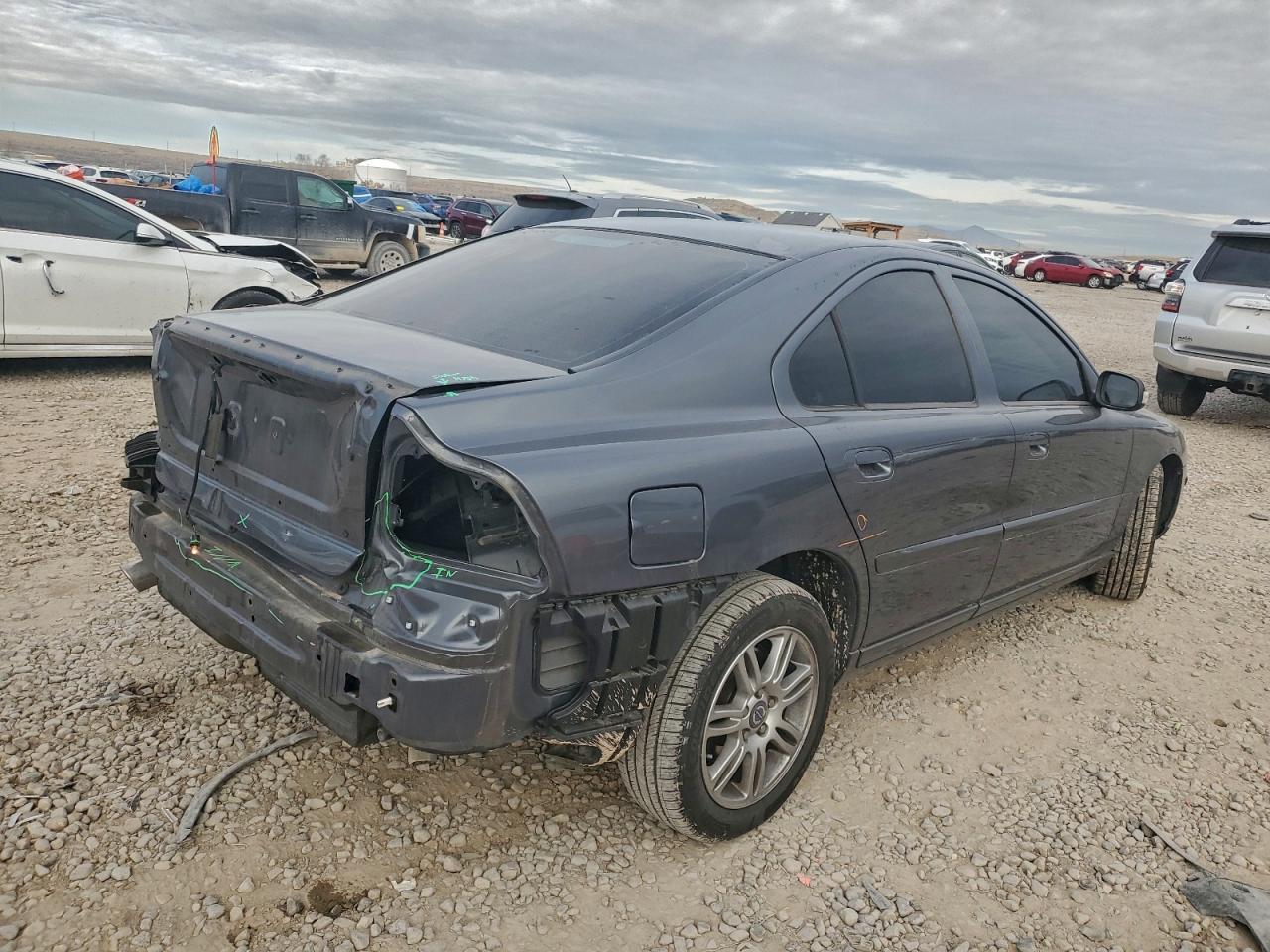 Volvo S60 2.5t Image 6