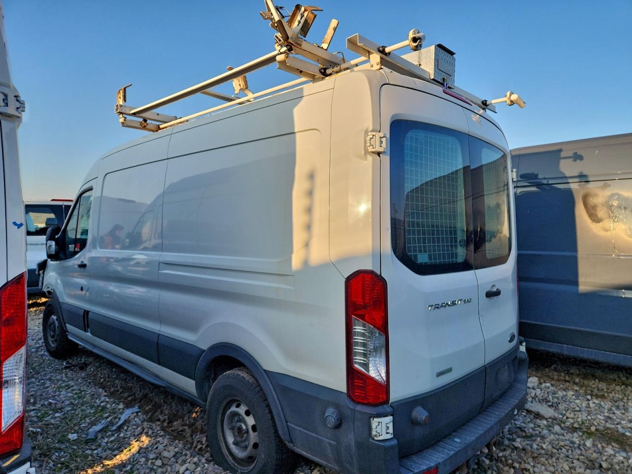 Ford Transit T-250 Image 9