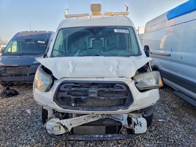 Ford Transit T-250 Image 12