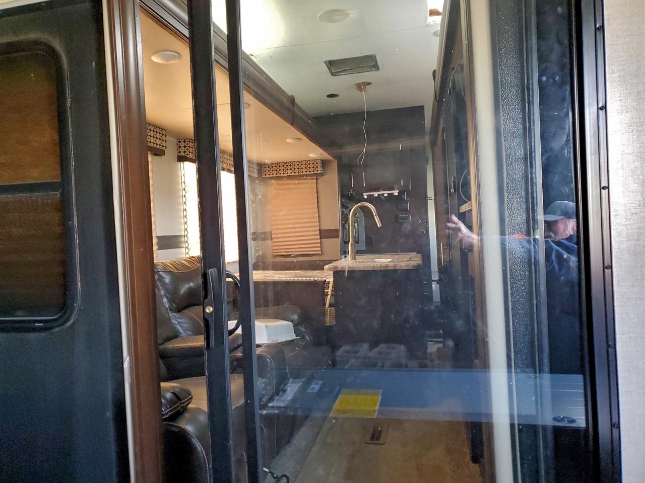 Kz Rv Sportster Image 8