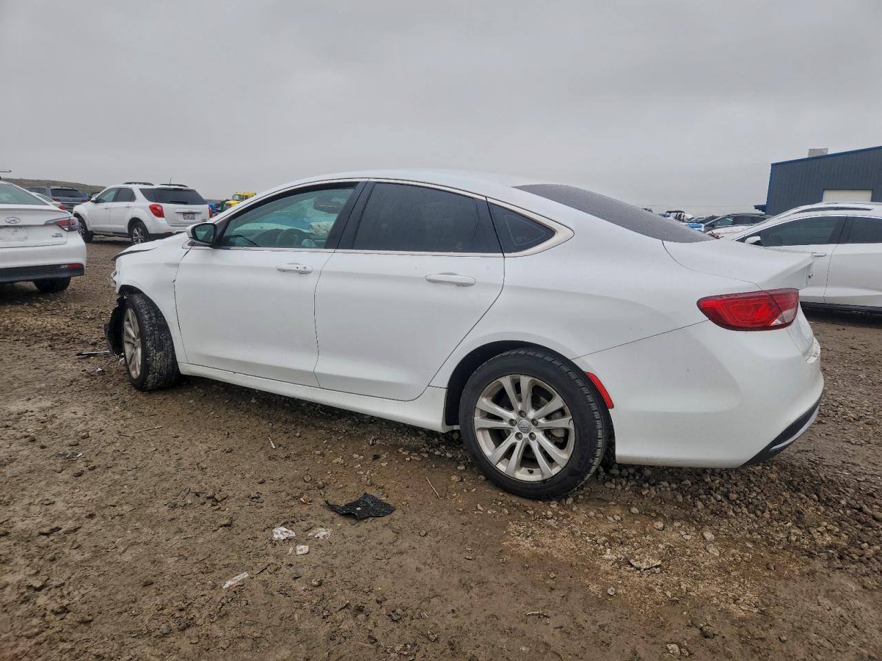 Chrysler 200 Limited Image 10
