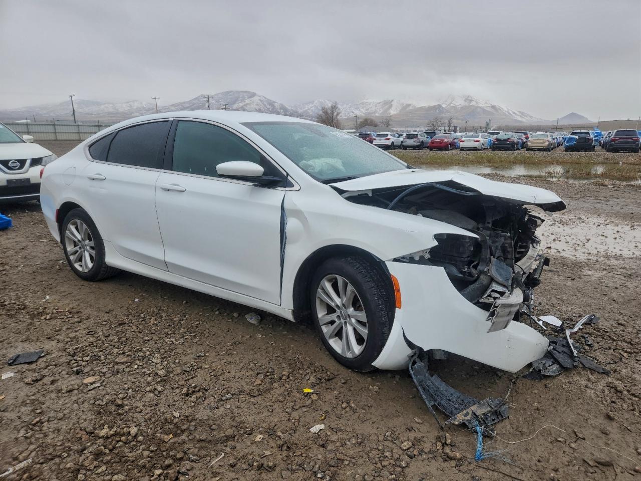 Chrysler 200 Limited Image 11