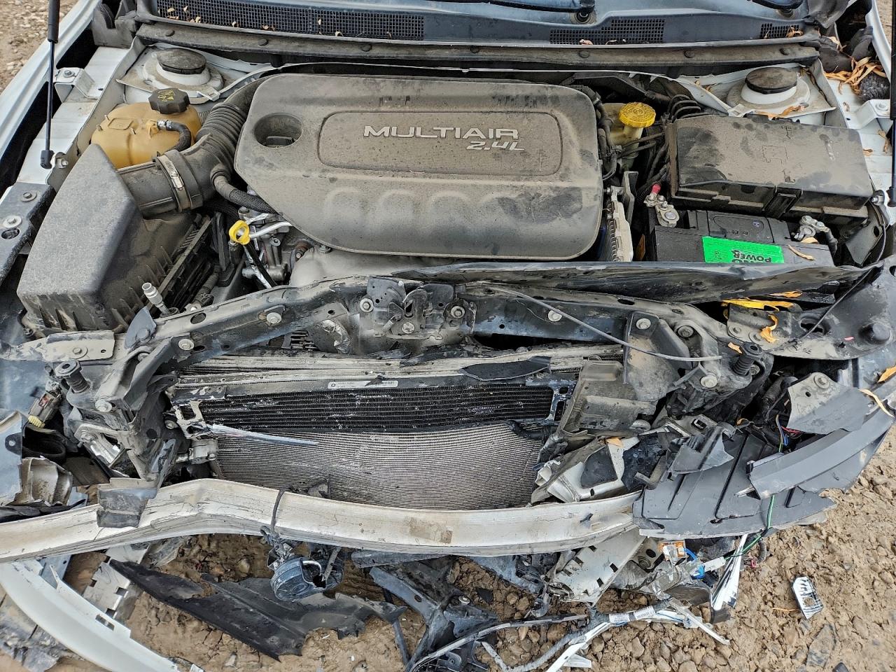 Chrysler 200 Limited Image 5