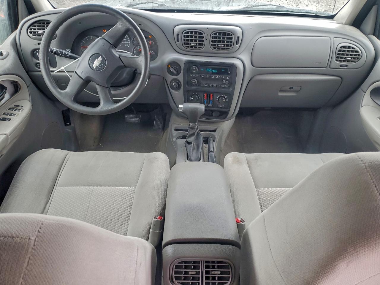 Chevrolet Trailblazer Ls Image 5