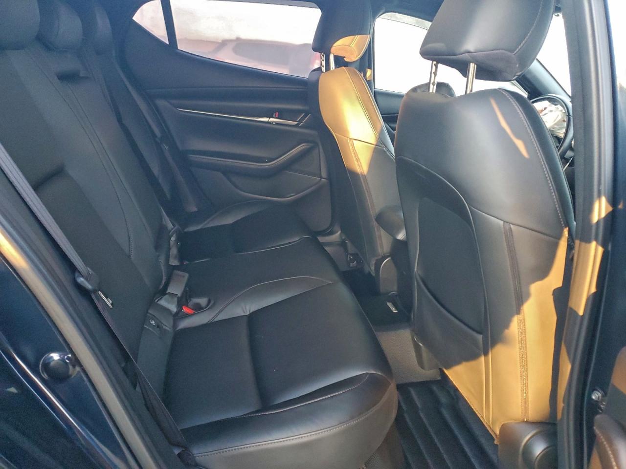 Mazda 3 Select Image 10