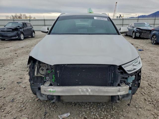 Audi Q3 Premium Plus Image 5