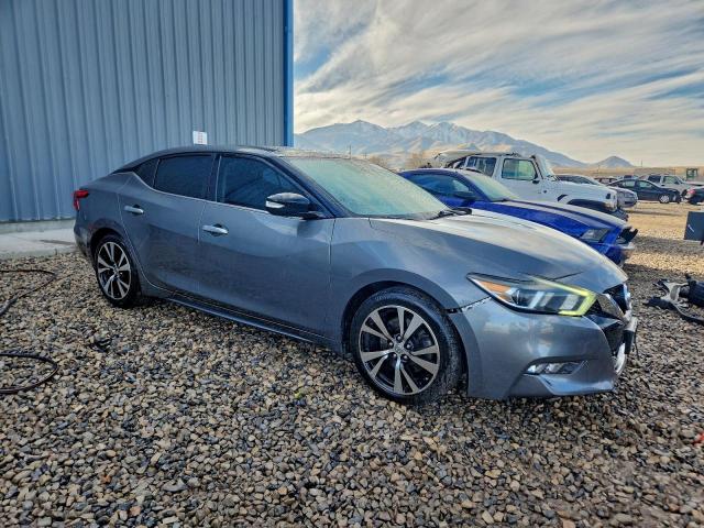 Nissan Maxima 3.5s Image 4