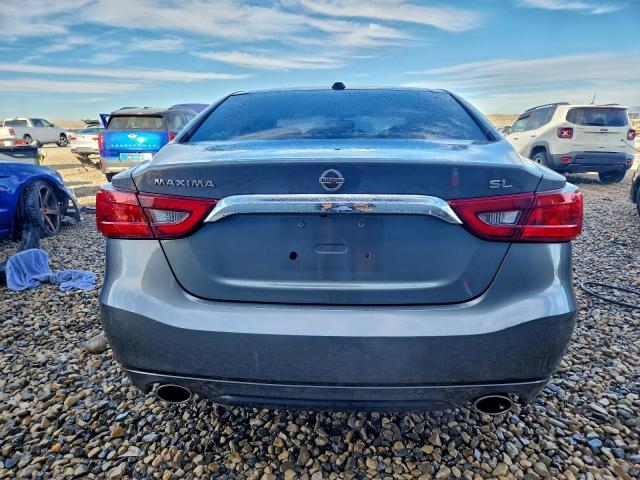 Nissan Maxima 3.5s Image 11