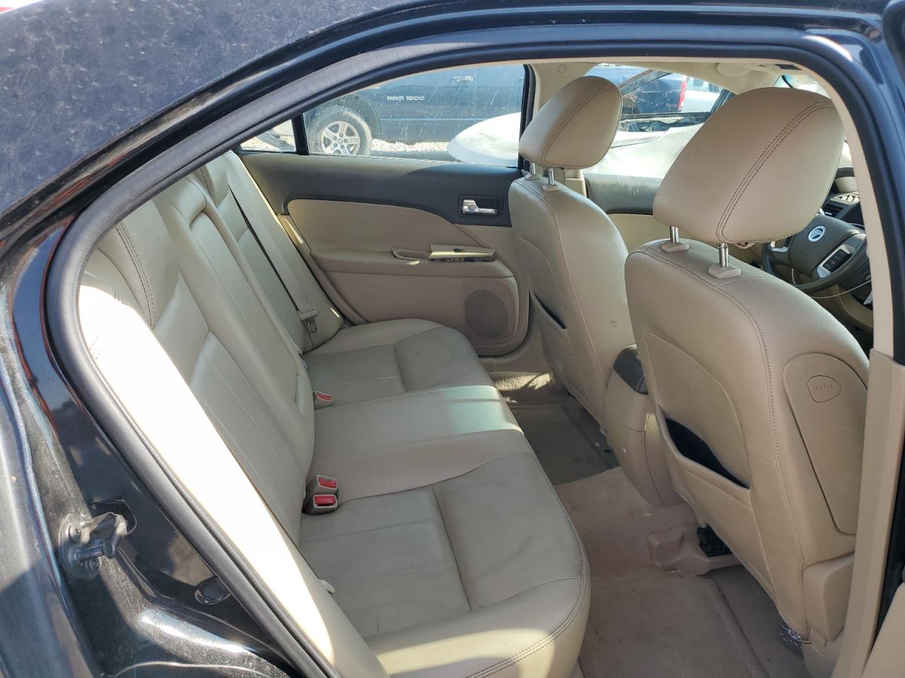 Mercury Milan Premier Image 8