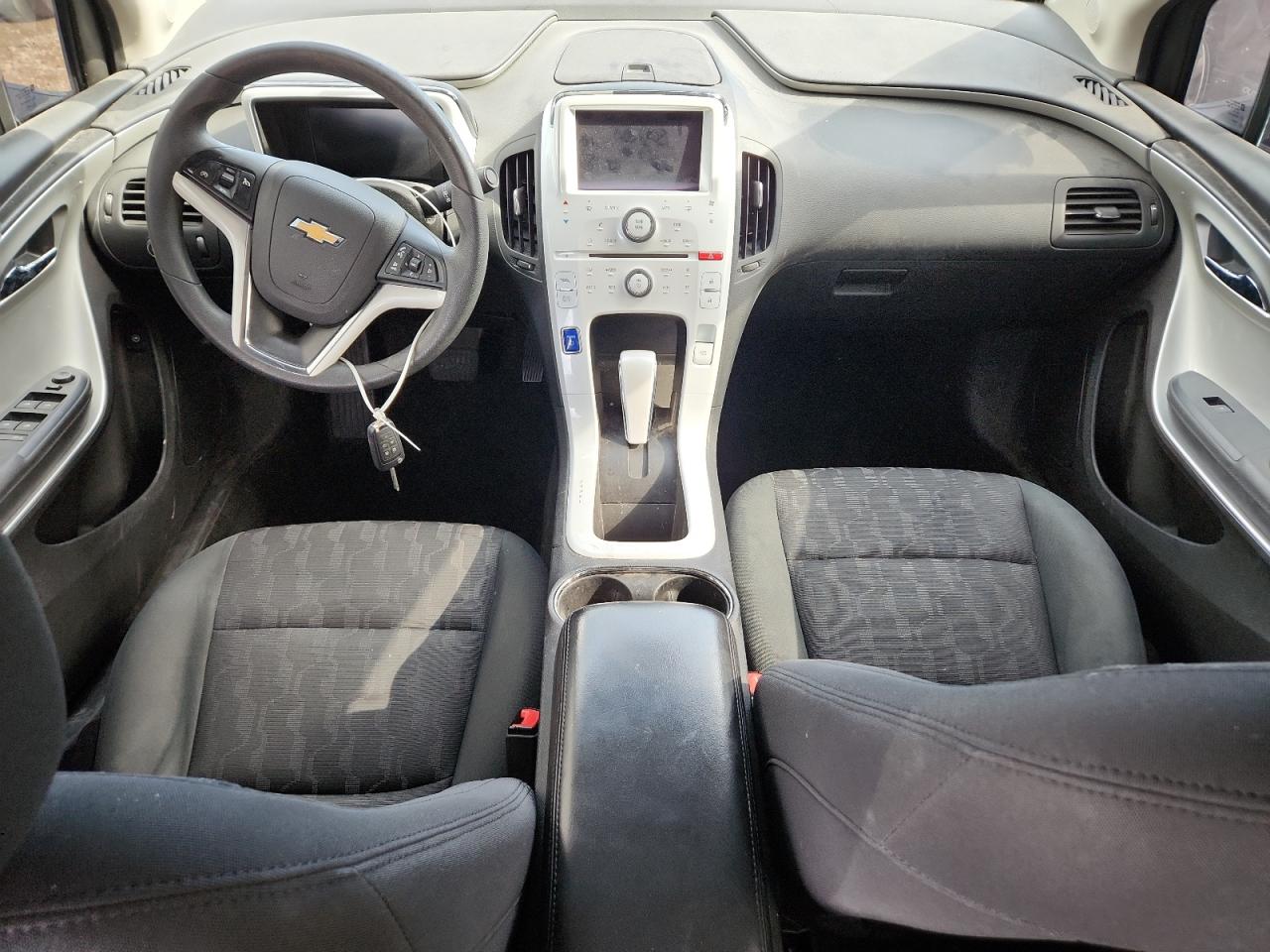 Chevrolet Volt Image 5