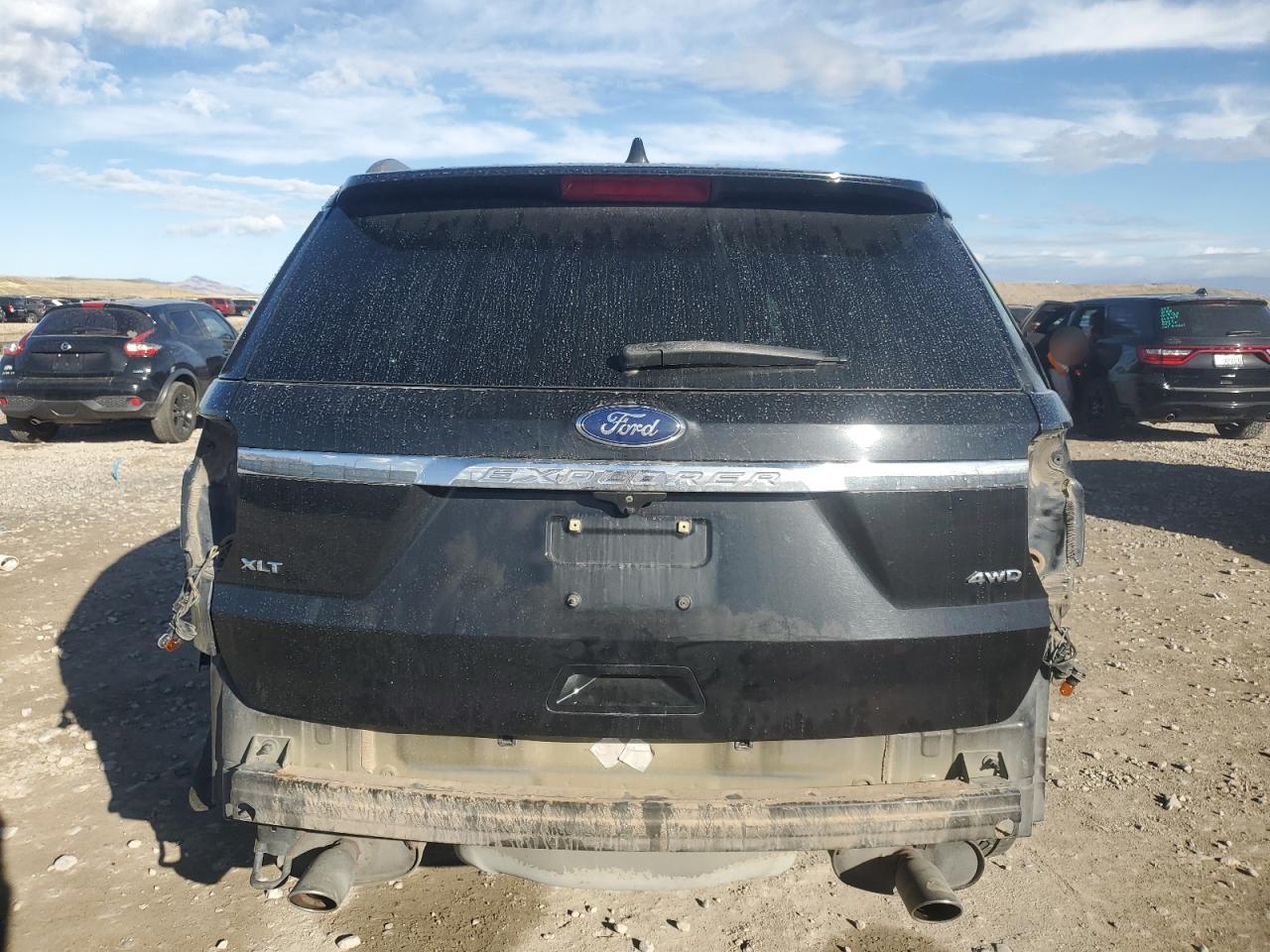 Ford Explorer Xlt Image 11
