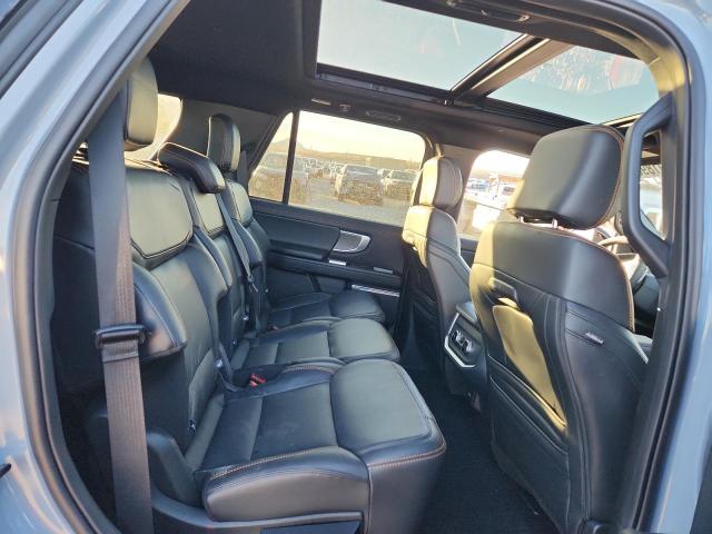 Ford Expedition Tremor Image 10