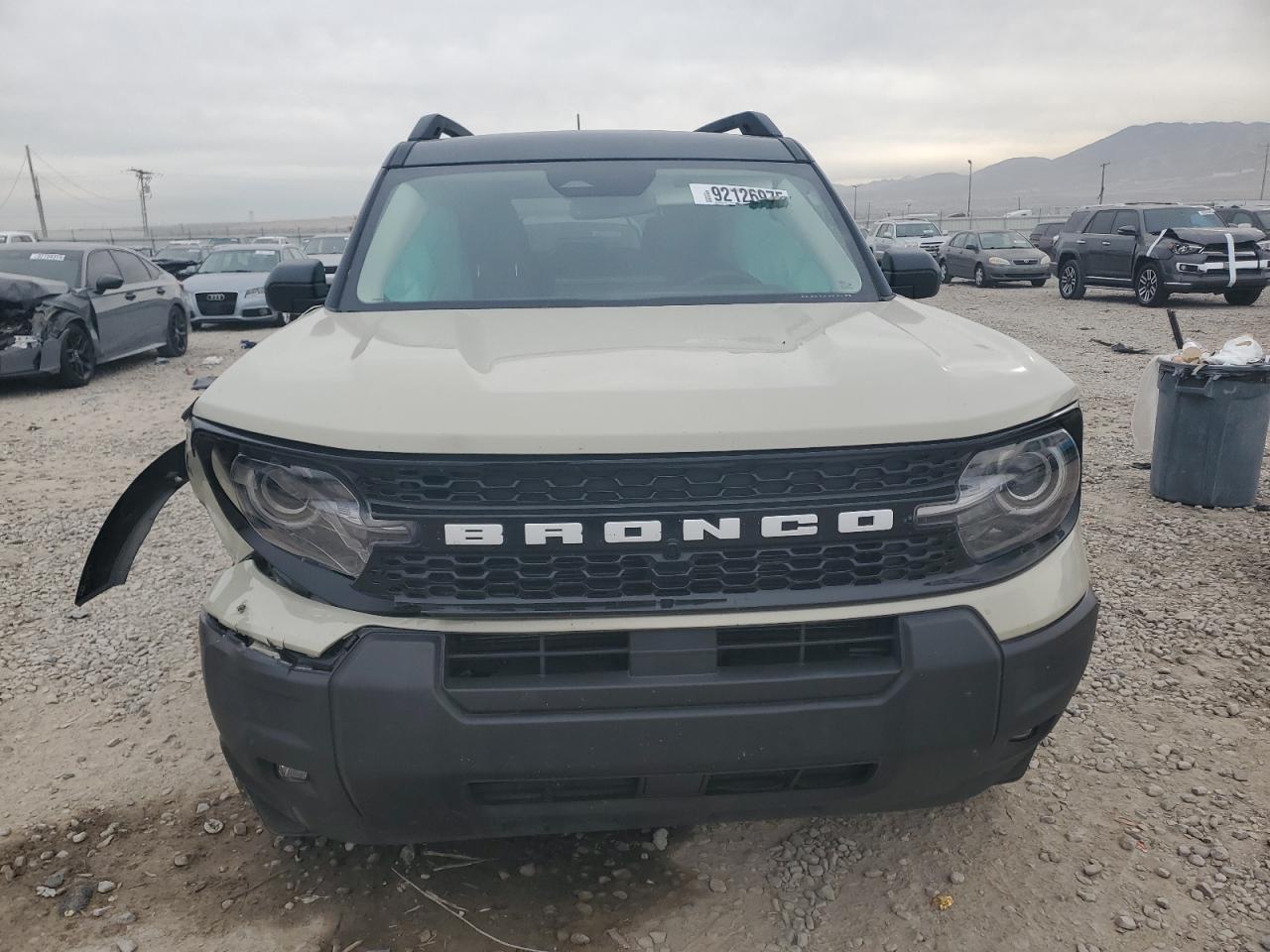 Ford Bronco Outer Banks Image 6