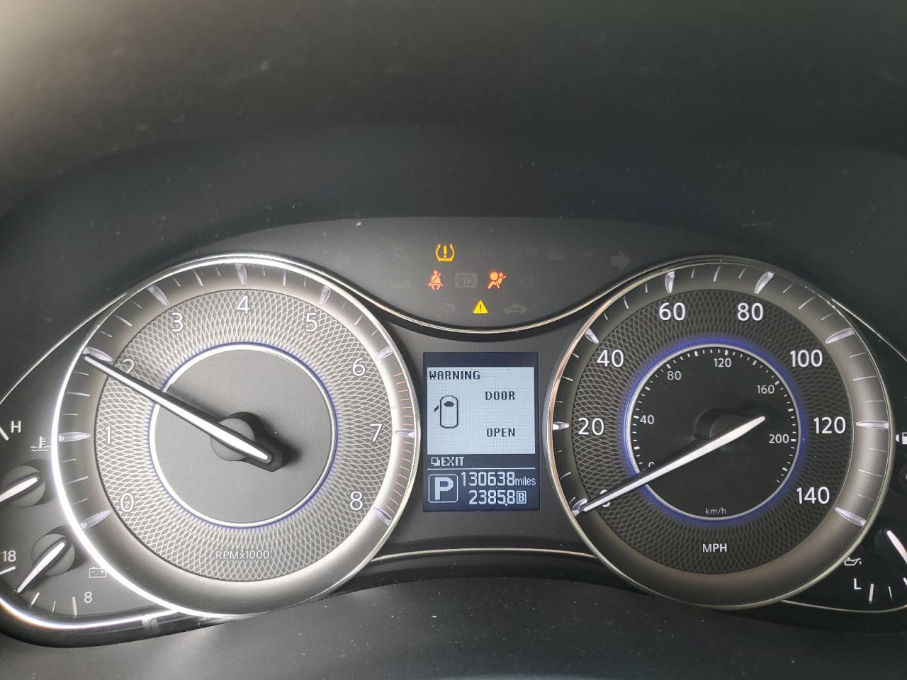 INFINITI Qx Image 10