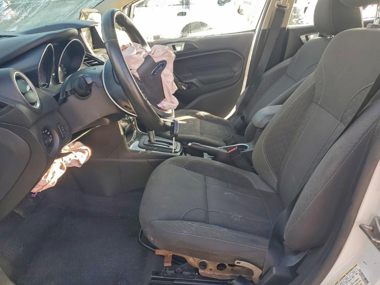 Ford Fiesta Se Image 7