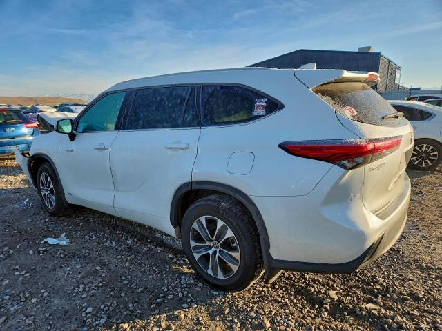 Toyota Highlander Hybrid Xle Image 4