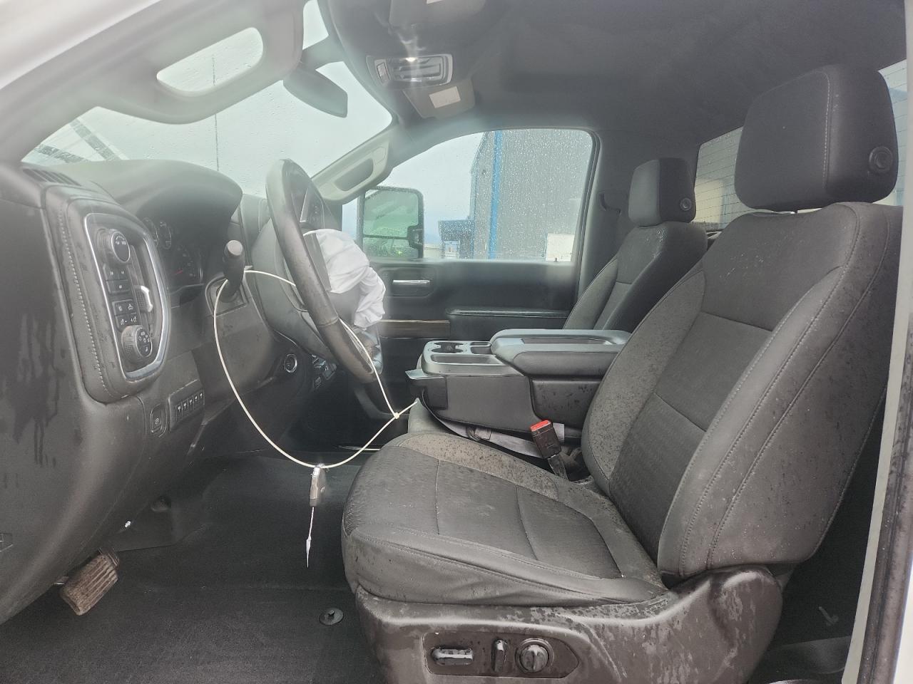 Chevrolet Silverado K3500 Lt Image 12