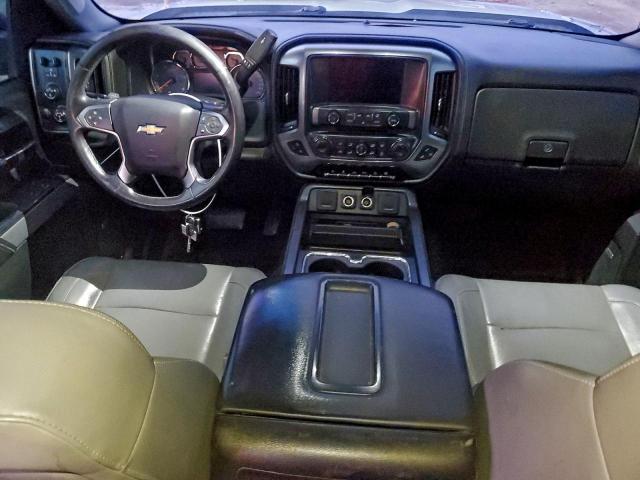 Chevrolet Silverado K2500 Heavy Duty Ltz Image 11