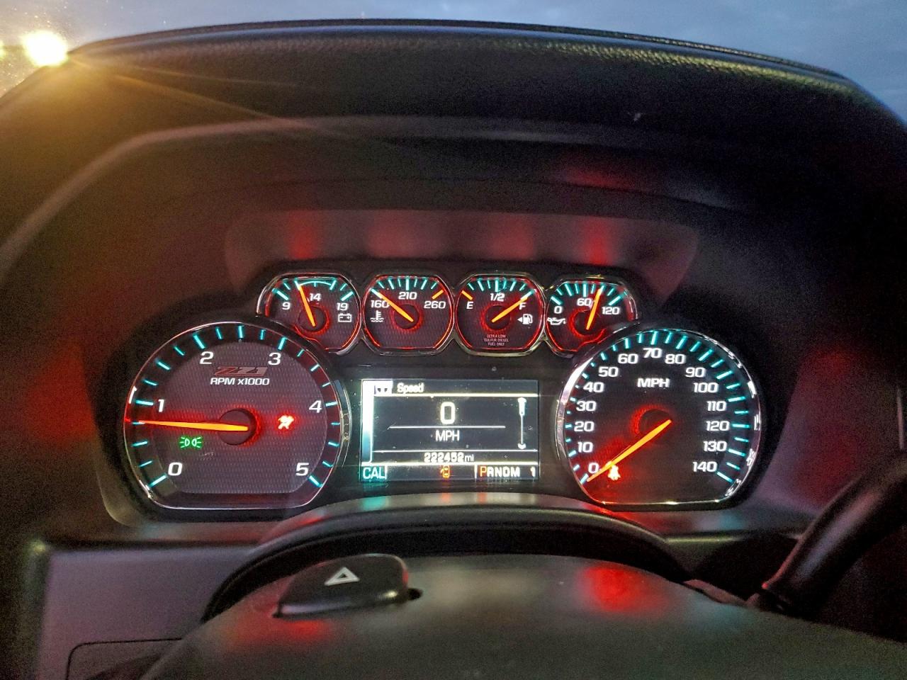 Chevrolet Silverado K2500 Heavy Duty Ltz Image 7