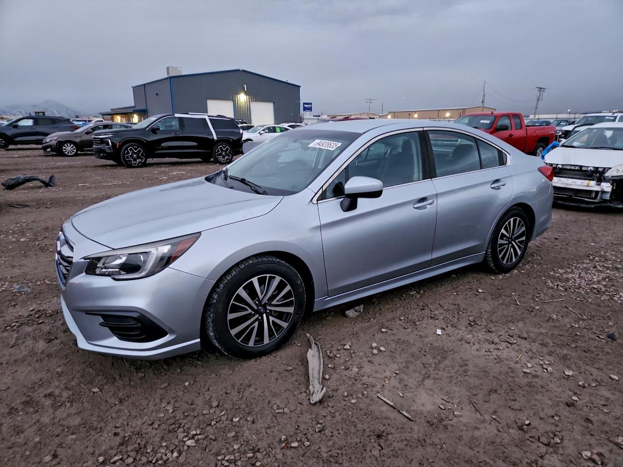 Subaru Legacy 2.5i Premium Image 1
