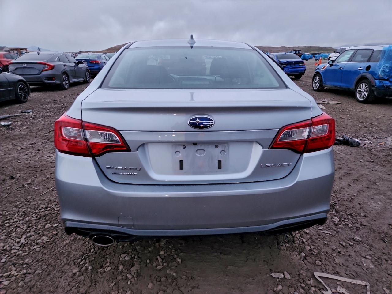 Subaru Legacy 2.5i Premium Image 7