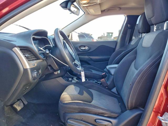 Jeep Grand Cherokee Sport Image 4