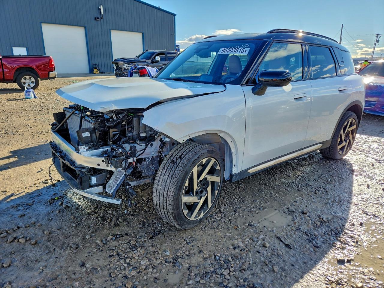 MINI Cooper S All4 Image 1