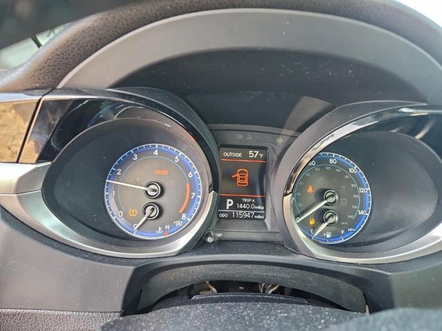 Toyota Corolla L Image 10