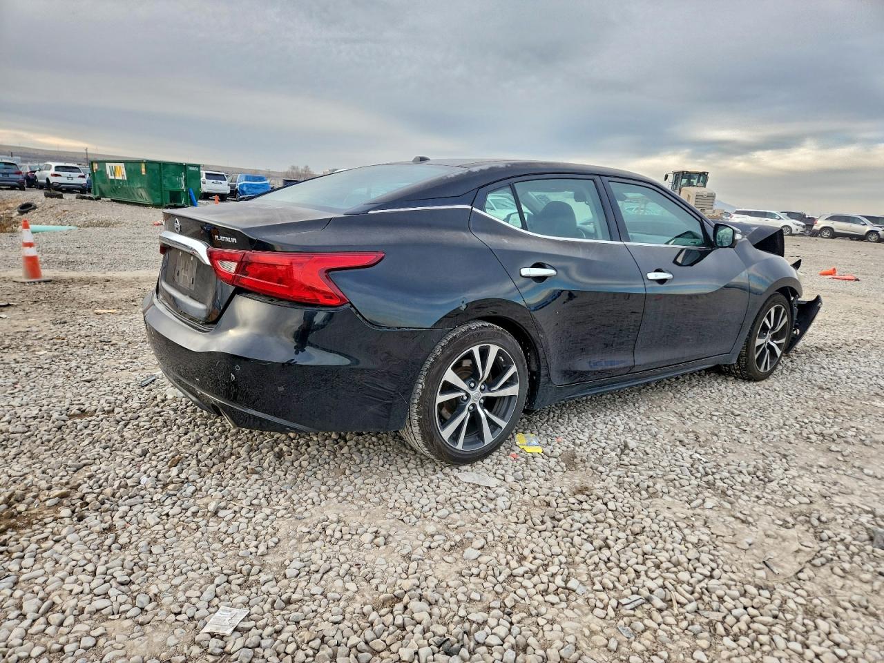 Nissan Maxima 3.5s Image 4