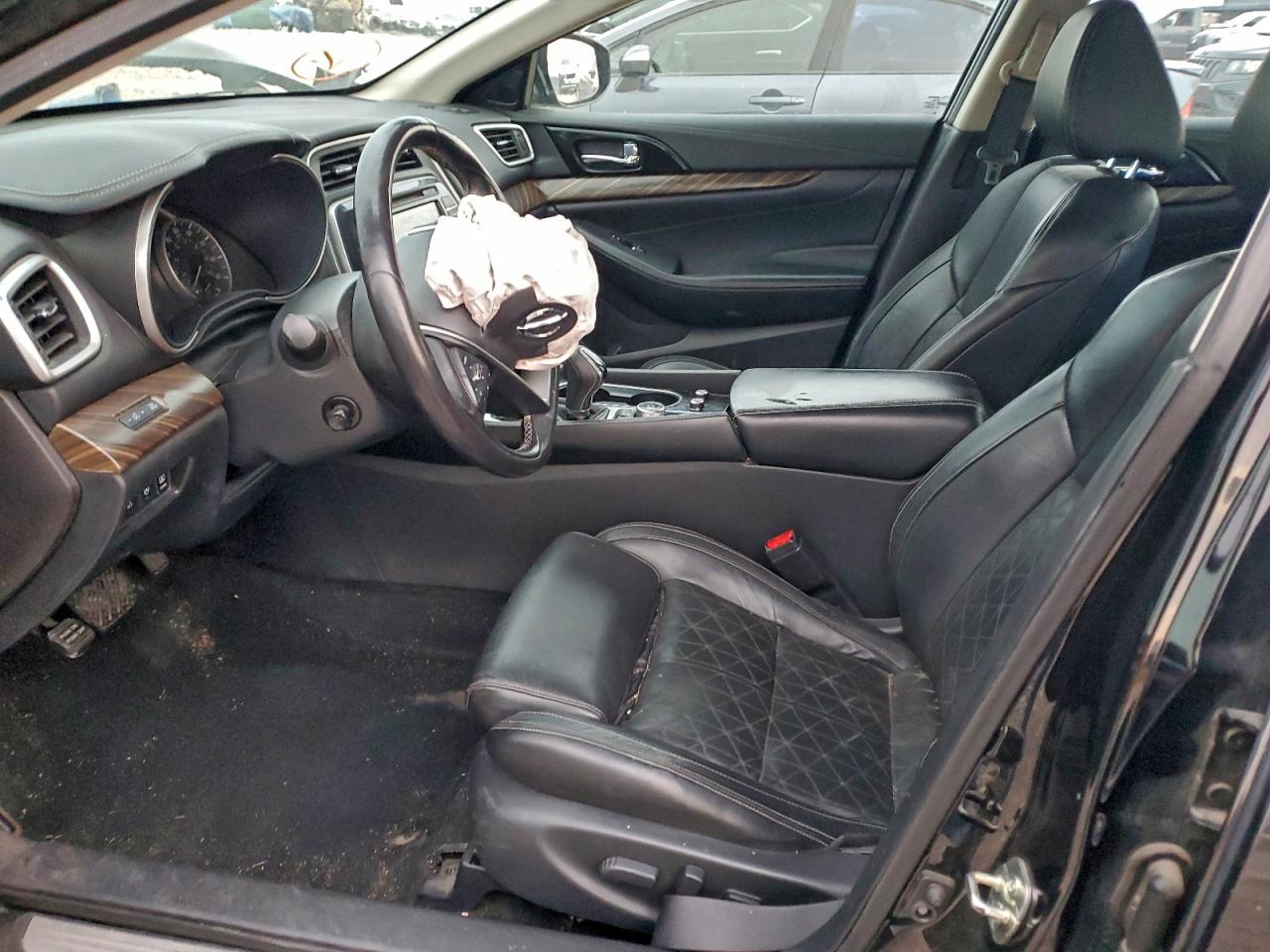 Nissan Maxima 3.5s Image 5