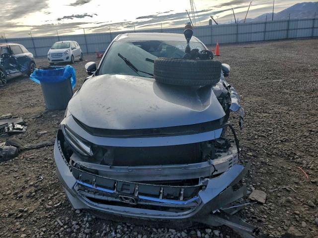 Honda Insight Touring Image 3