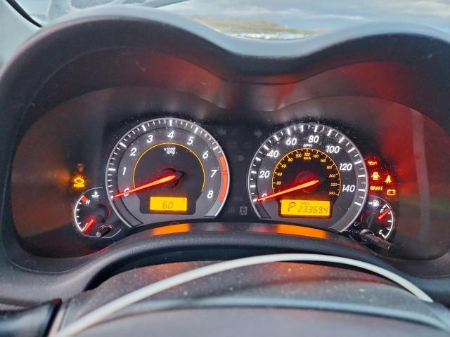 Toyota Corolla Base Image 9