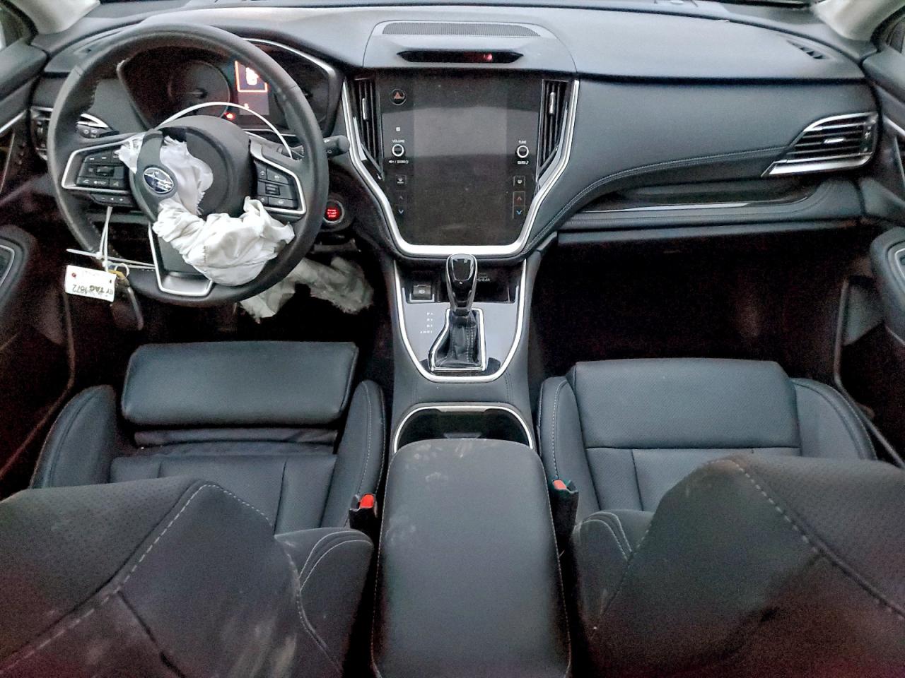 Subaru Outback Limited Image 2