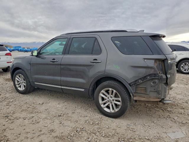 Ford Explorer Xlt Image 12