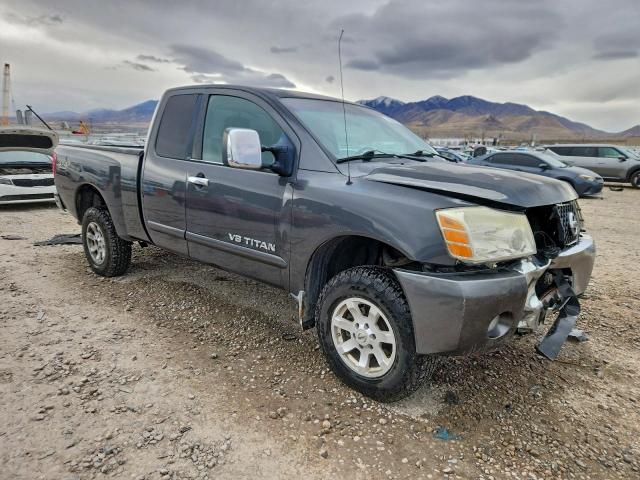 Nissan Titan Xe Image 2