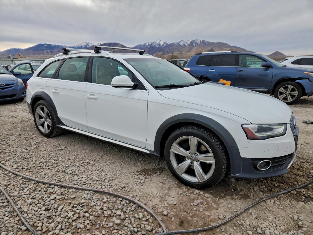 Audi A4 Premium Image 4