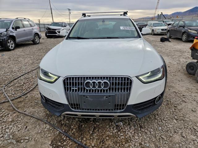 Audi A4 Premium Image 6