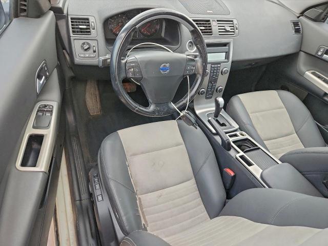 Volvo C30 T5 Image 9