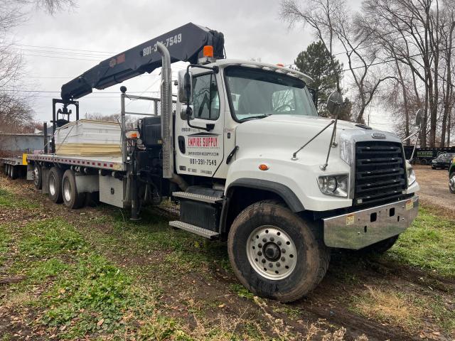 Salvage Freightliner 114sd