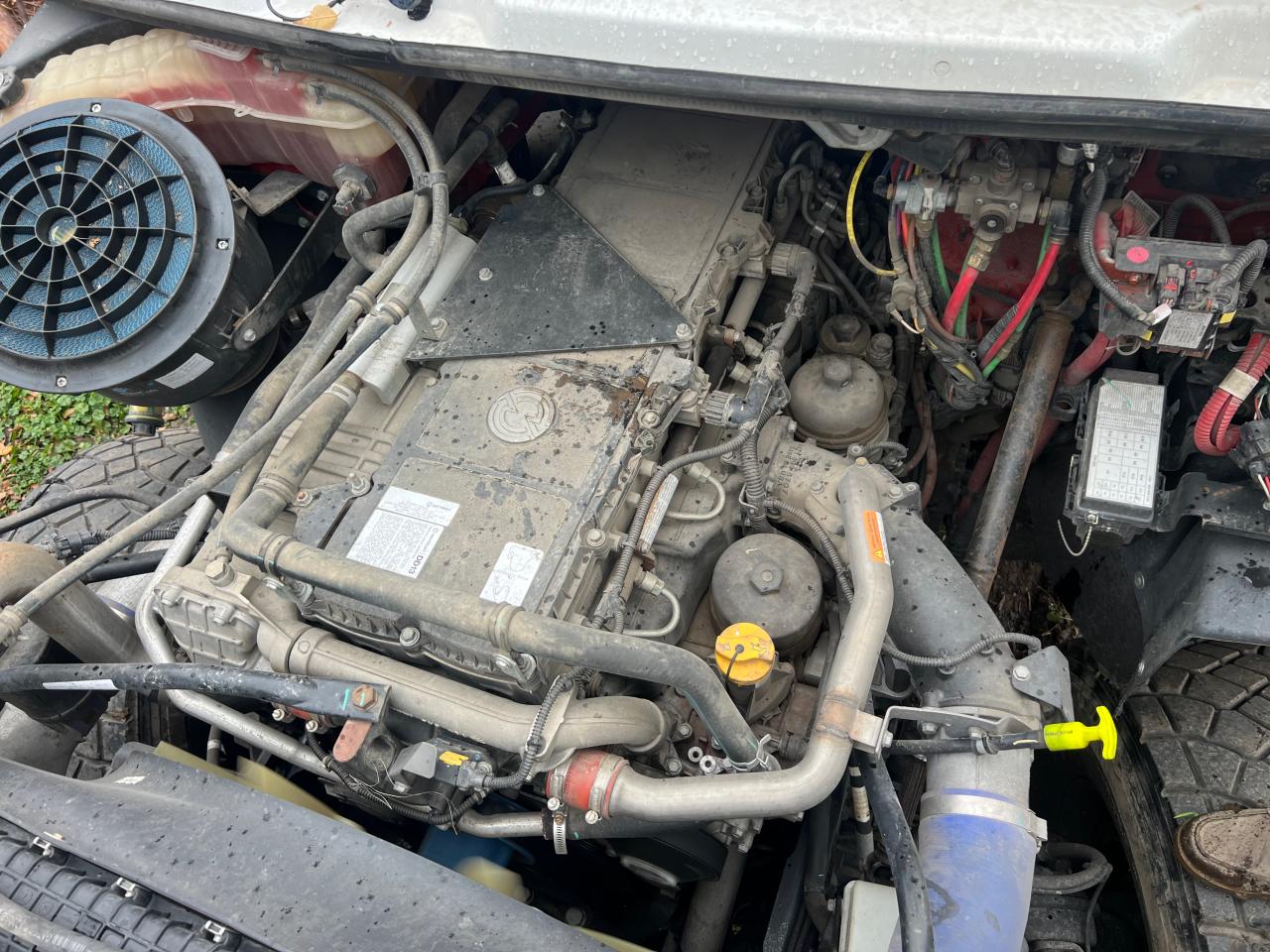 Freightliner 114sd Image 2