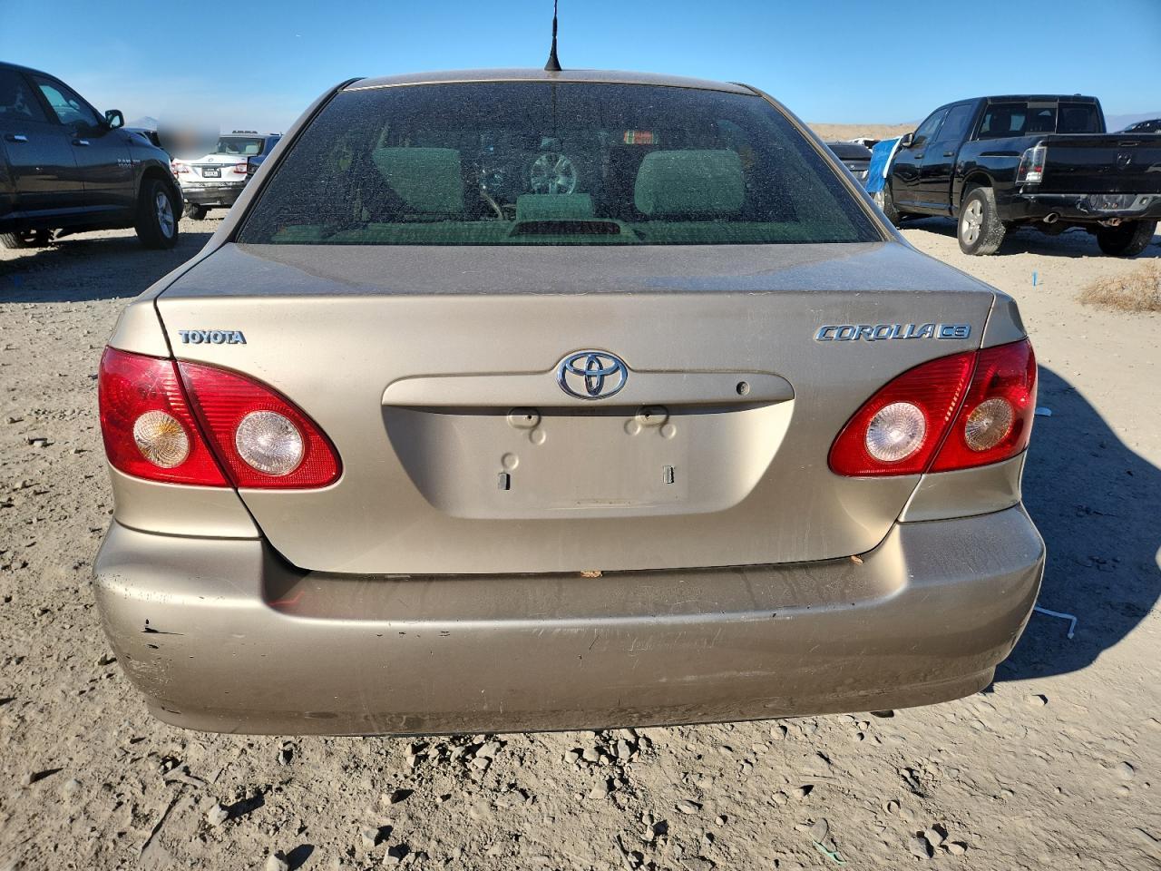 Toyota Corolla Ce Image 7