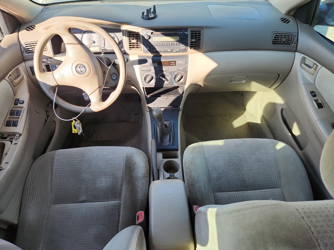 Toyota Corolla Ce Image 11